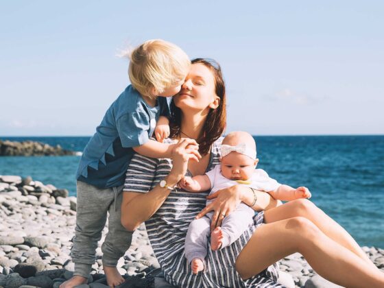 Cinco regalos para las mamás viajeras